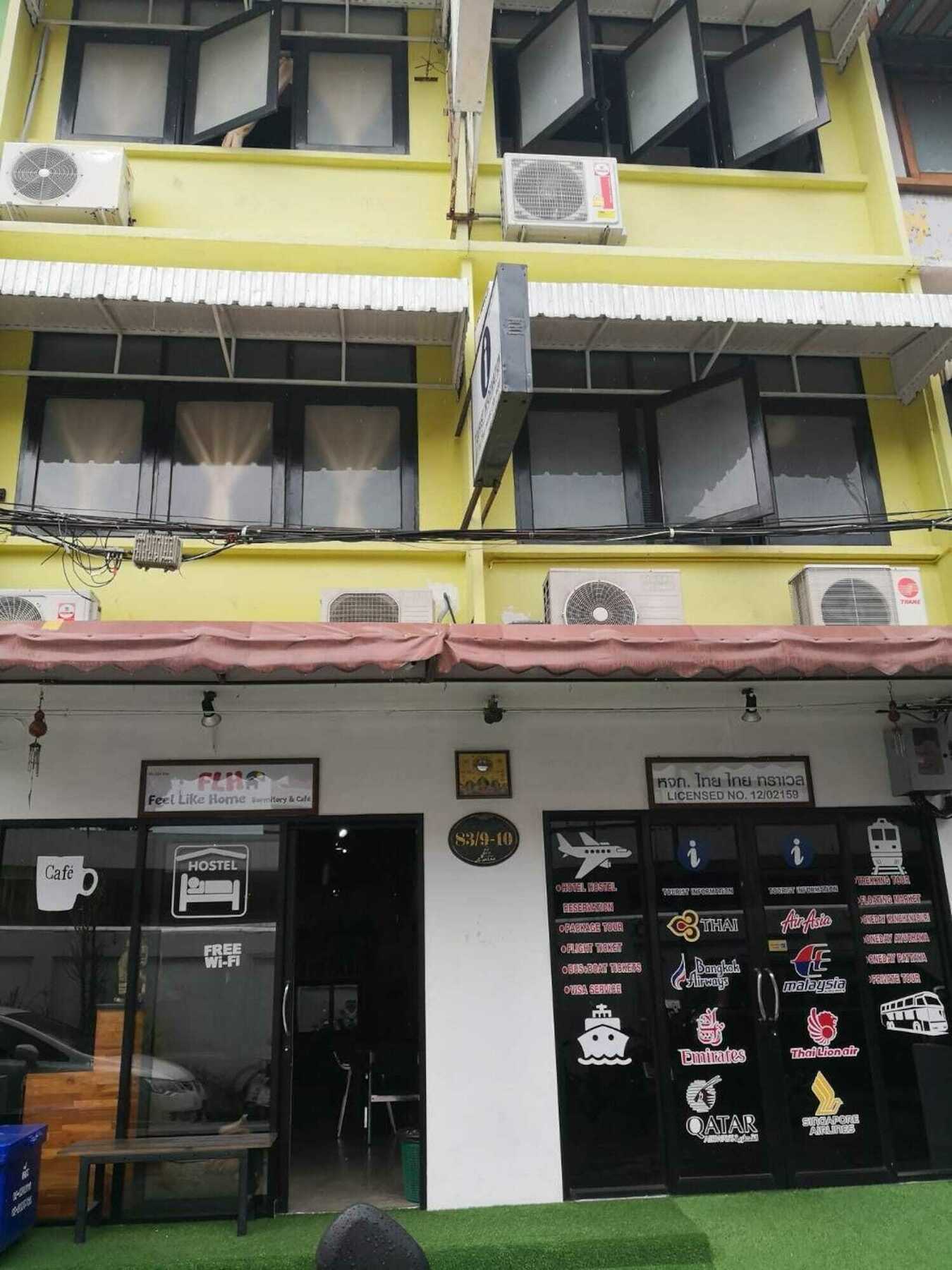 Feel Like Home Dormitory & Cafe 曼谷 外观 照片